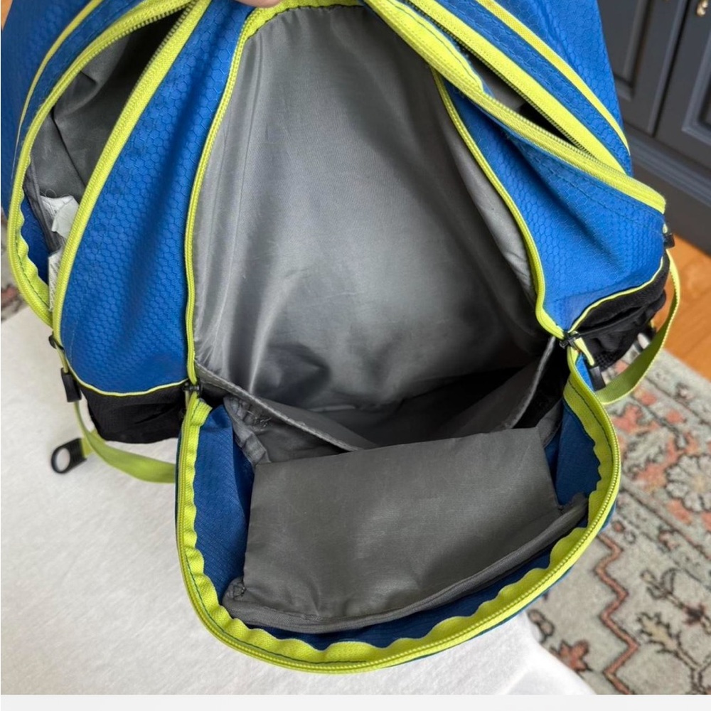 High Sierra Backpack - Picture 5 of 8